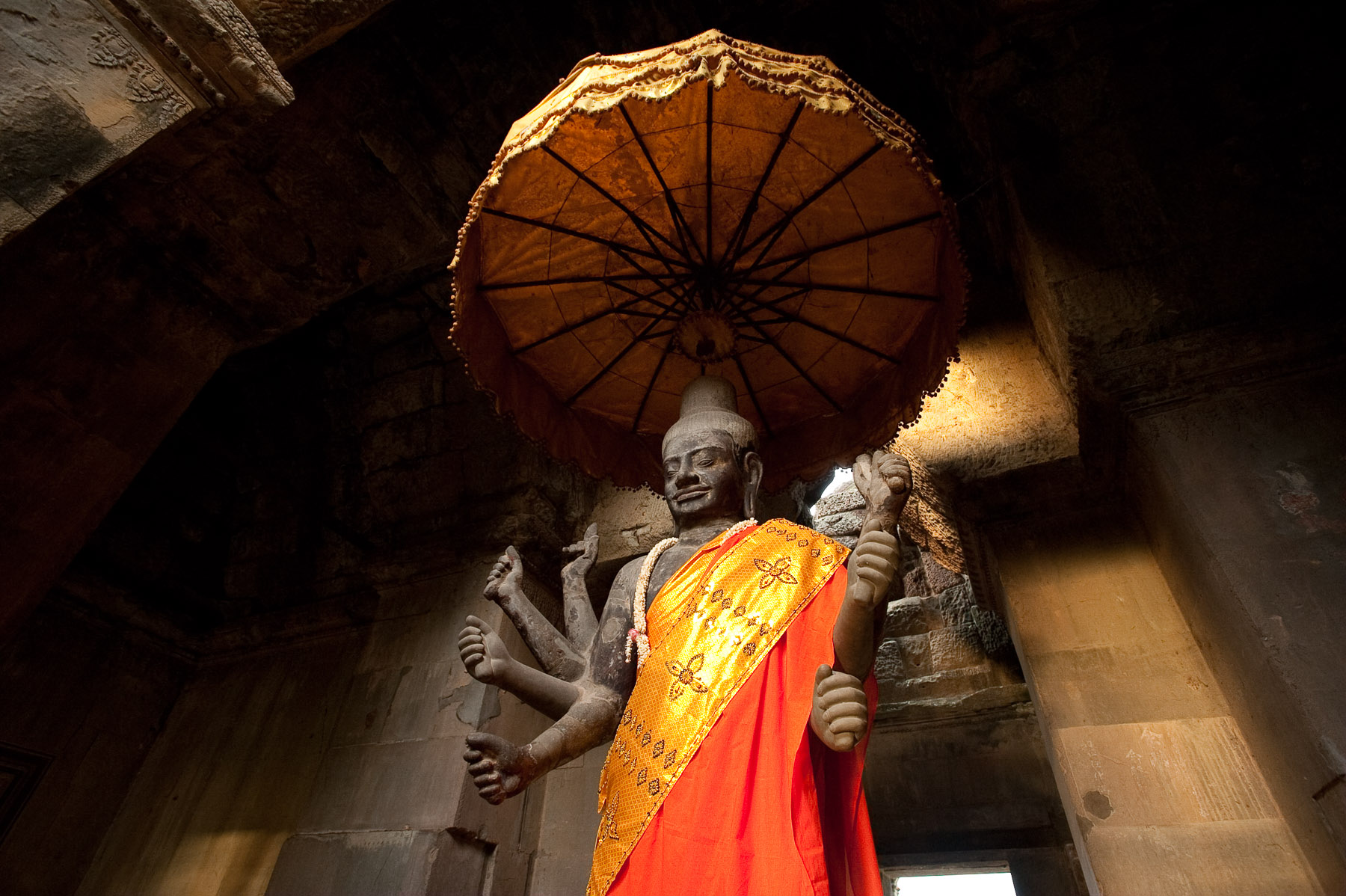 Vishnu statue in Ankor Wat, Siem Reap Cambodia
