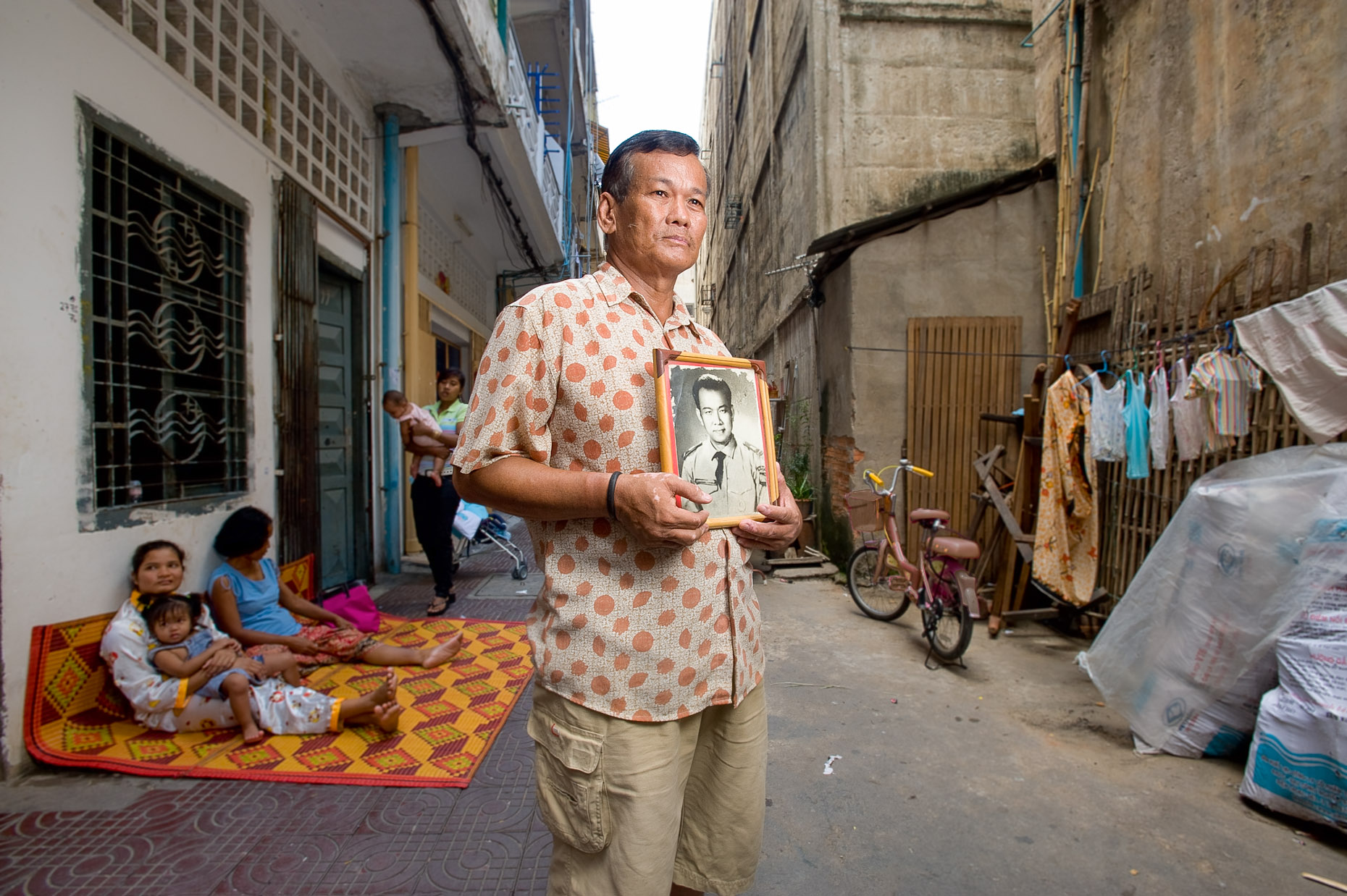 Environmental portrait of Khmer Rouge survivor Sam Rithy